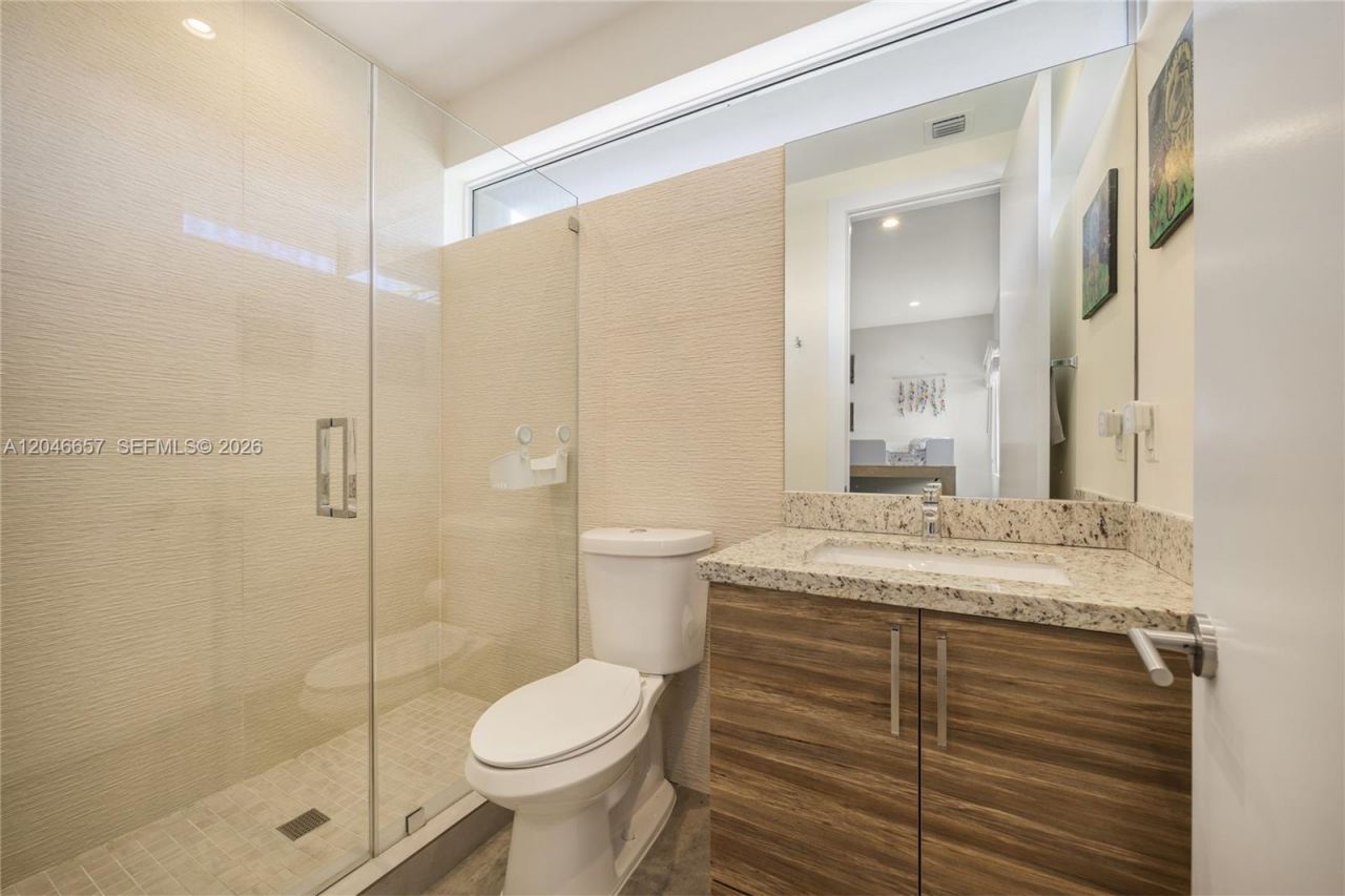 3655 SW 25th St, Unit 3655, Miami, FL 33133 Photo