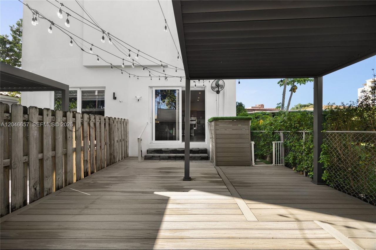 3655 SW 25th St, Unit 3655, Miami, FL 33133 Photo