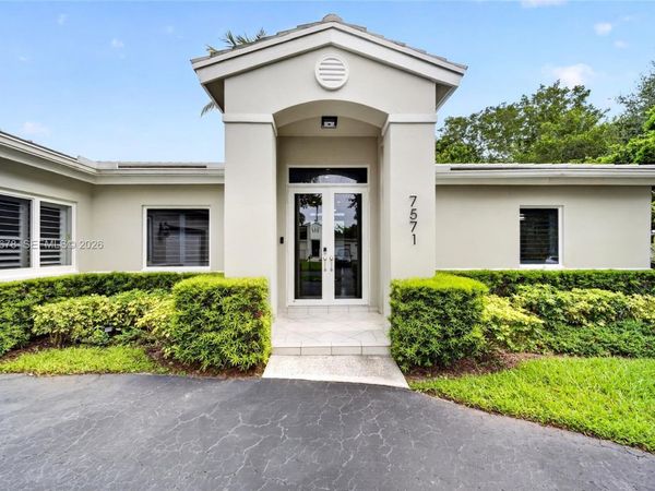 7571 SW 148th Ter, Palmetto Bay, FL 33158