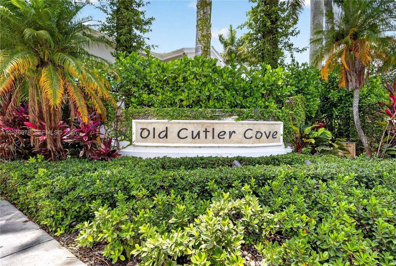 7571 SW 148th Ter, Palmetto Bay, FL 33158 Photo
