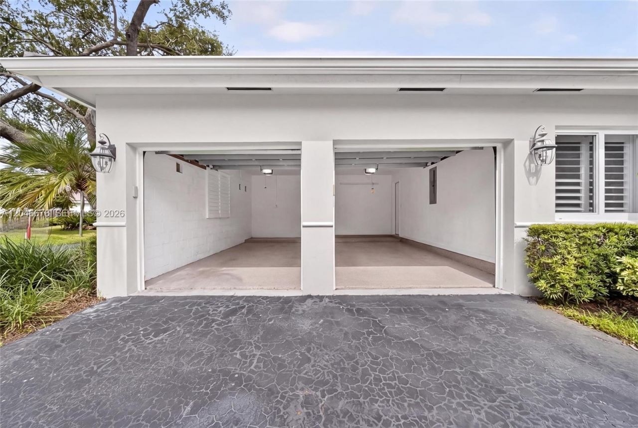 7571 SW 148th Ter, Palmetto Bay, FL 33158 Photo