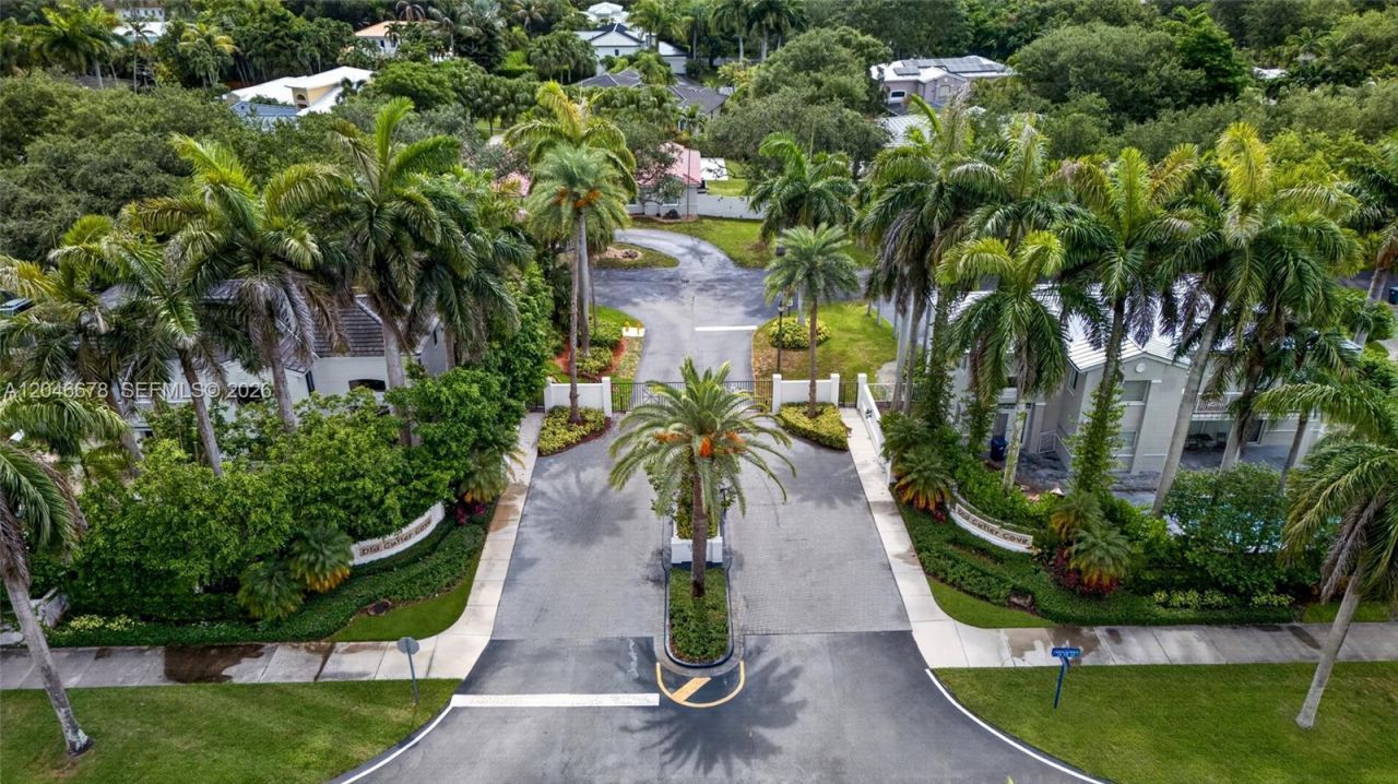 7571 SW 148th Ter, Palmetto Bay, FL 33158 Photo