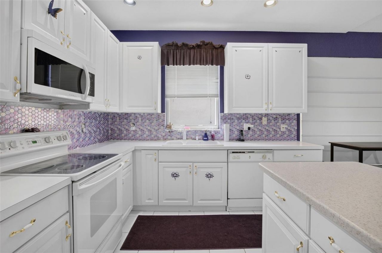 21209 Via Ventura, Boca Raton, FL 33433 Photo