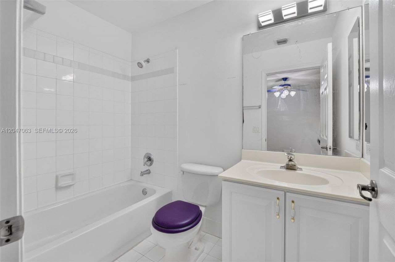 21209 Via Ventura, Boca Raton, FL 33433 Photo