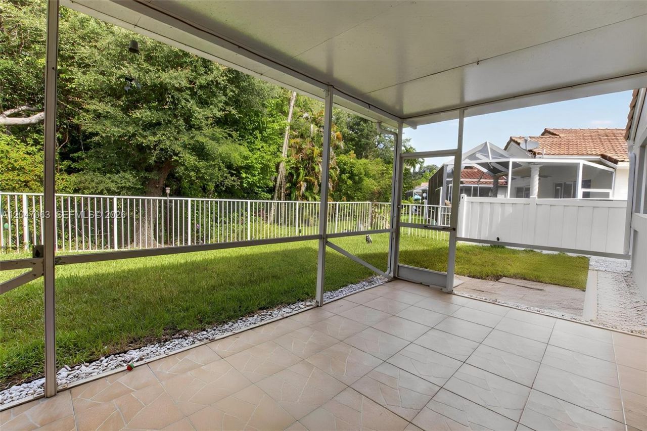 21209 Via Ventura, Boca Raton, FL 33433 Photo