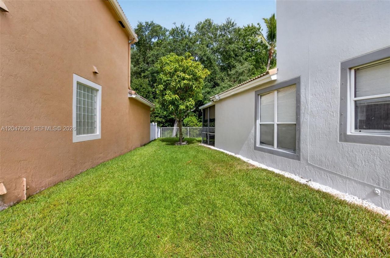 21209 Via Ventura, Boca Raton, FL 33433 Photo