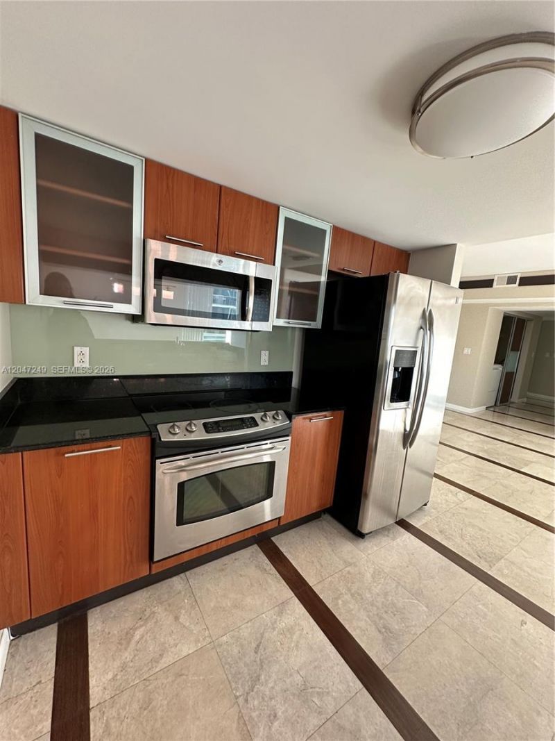 1800 N Bayshore Dr , Unit 2315, Miami, FL 33132 Photo