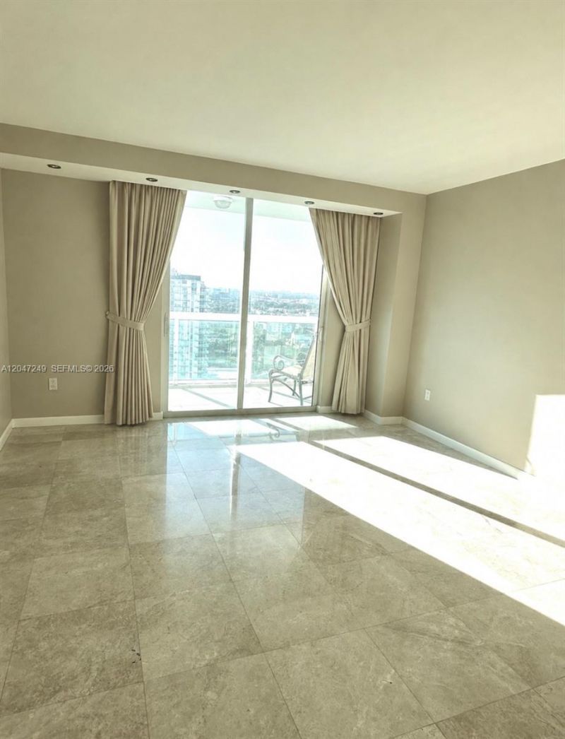 1800 N Bayshore Dr , Unit 2315, Miami, FL 33132 Photo