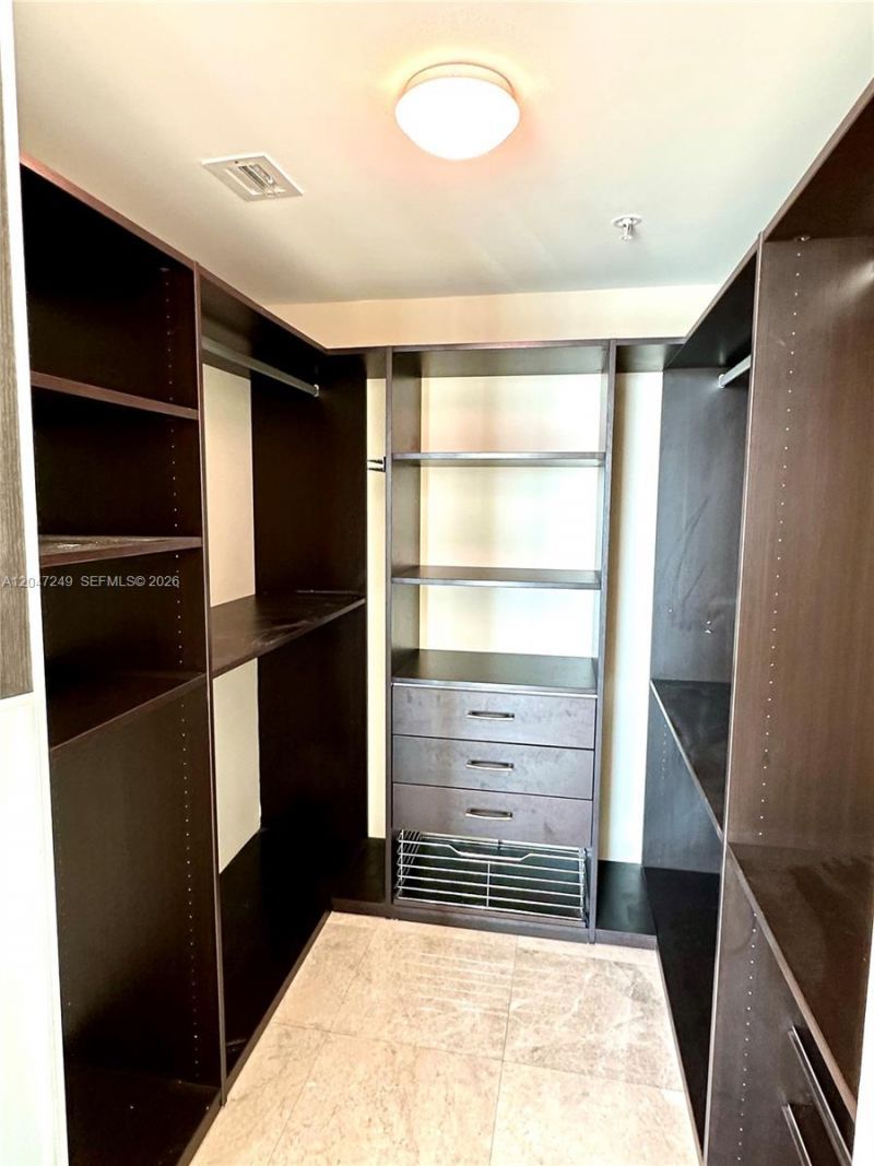 1800 N Bayshore Dr , Unit 2315, Miami, FL 33132 Photo