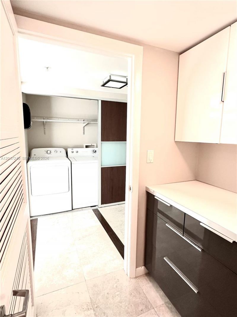 1800 N Bayshore Dr , Unit 2315, Miami, FL 33132 Photo