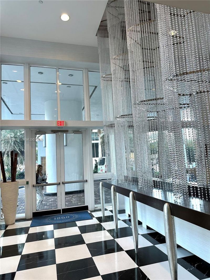 1800 N Bayshore Dr , Unit 2315, Miami, FL 33132 Photo