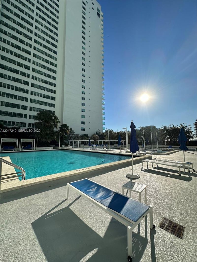 1800 N Bayshore Dr , Unit 2315, Miami, FL 33132 Photo