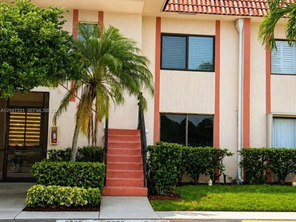 331 Lakeview Dr , Unit 203, Weston, FL 33326