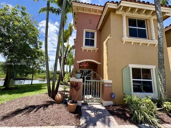 14302 SW 11th St , Unit 1101, Pembroke Pines, FL 33027