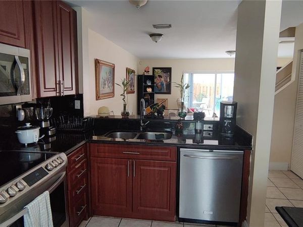 14063 SW 177th St , Miami, FL 33177