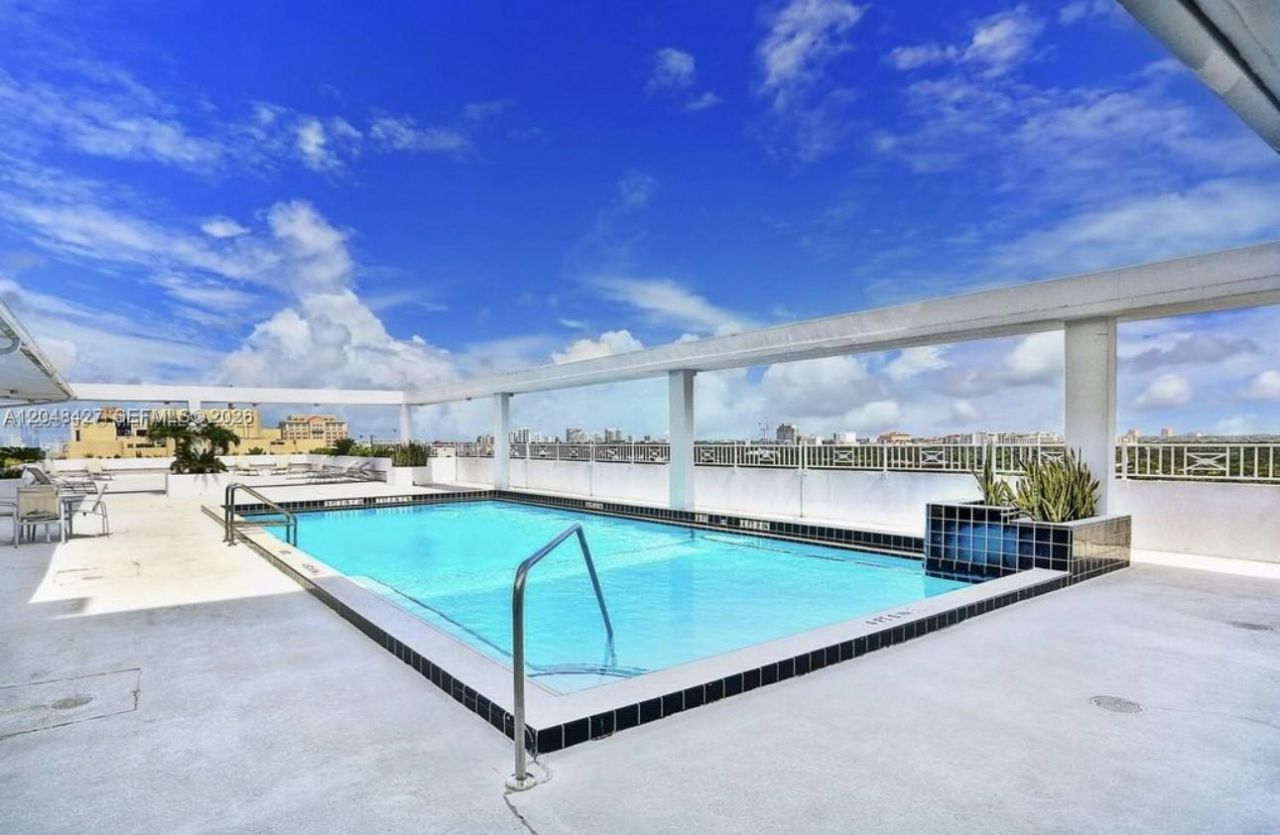 700 Biltmore Way , Unit 1009, Coral Gables, FL 33134 Photo