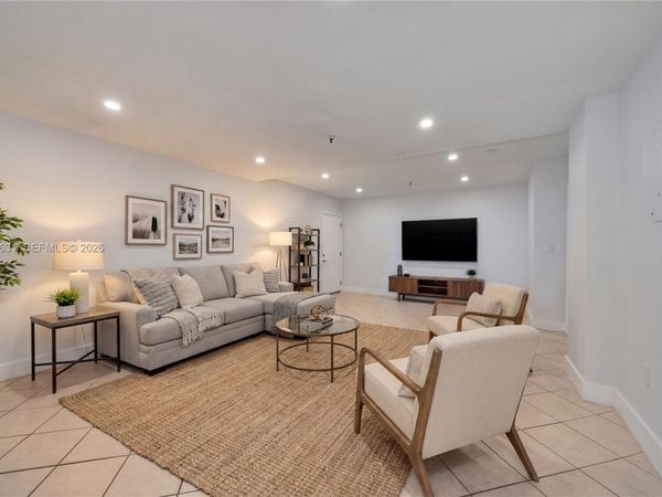 2734 Bird Ave , Unit 301, Miami, FL 33133