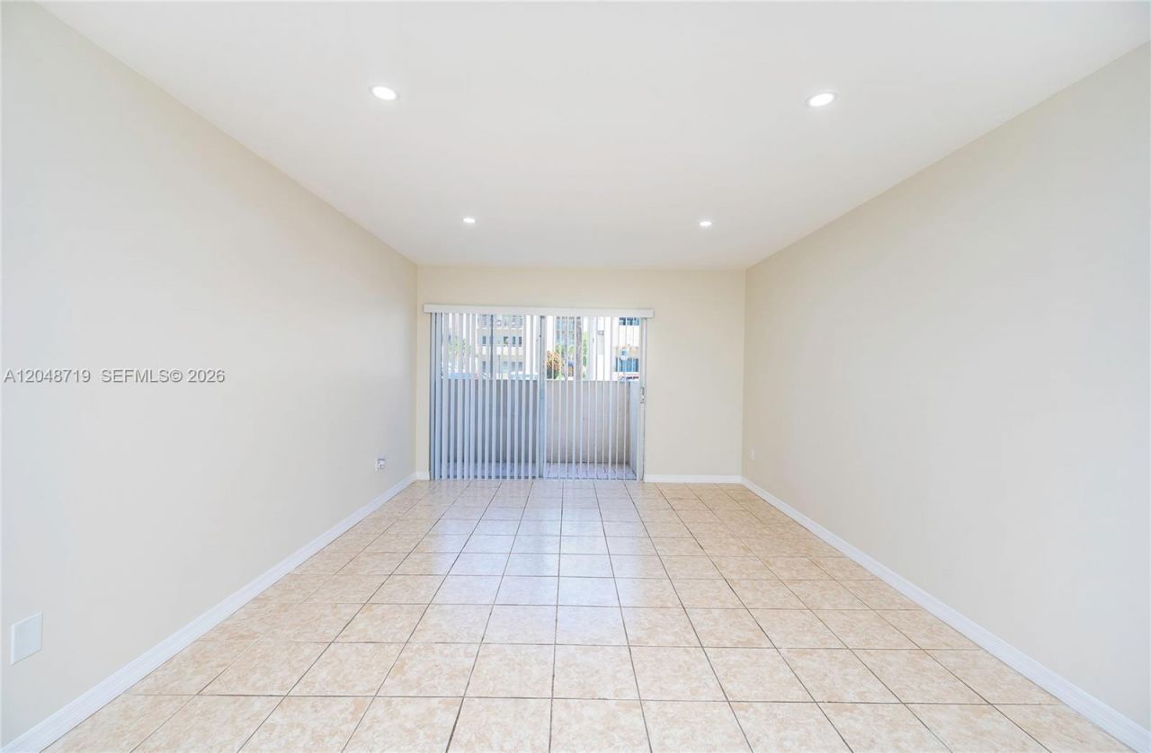 7705 SW 86th St , Unit B-114, Miami, FL 33143 Photo
