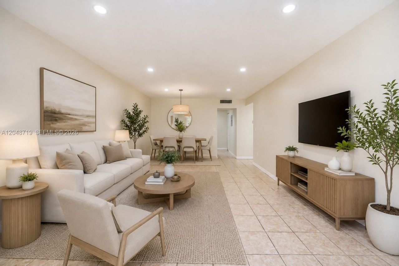 7705 SW 86th St , Unit B-114, Miami, FL 33143 Photo
