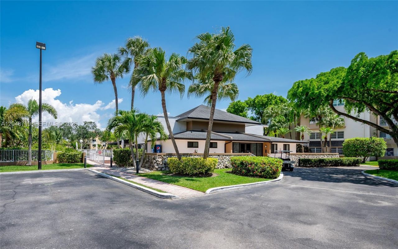 7705 SW 86th St, Unit B-114, Miami, FL 33143 Photo