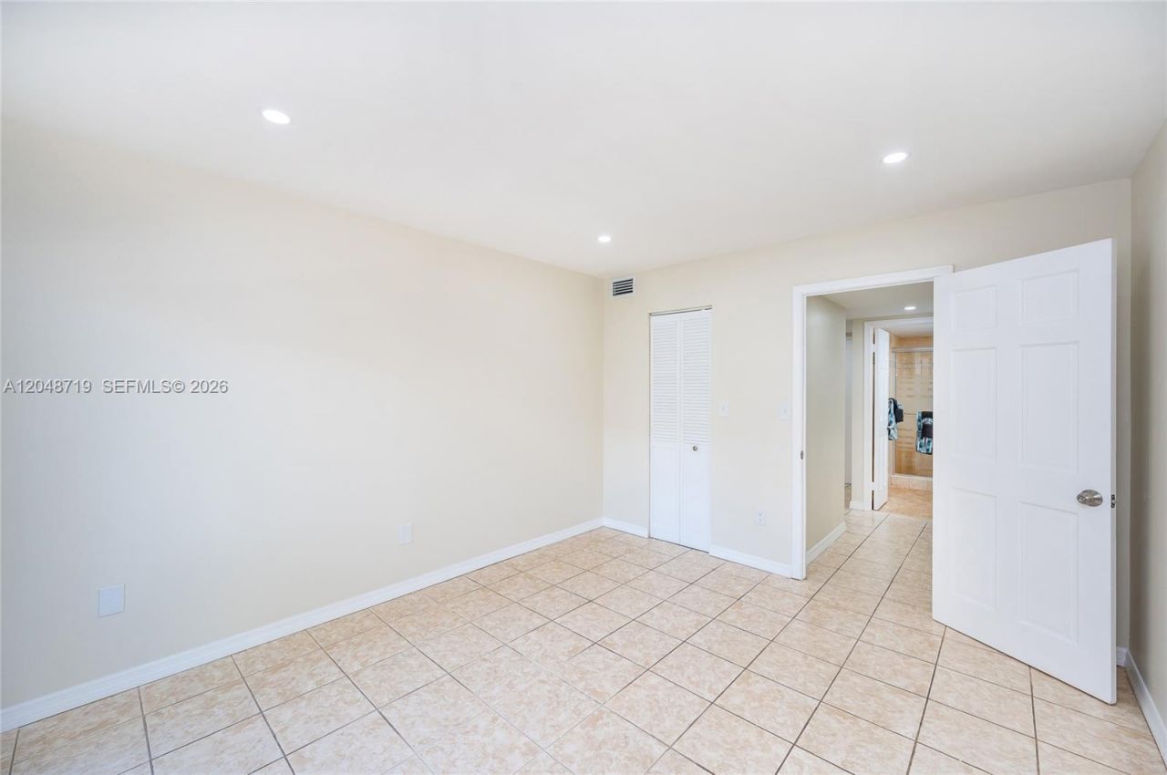 7705 SW 86th St , Unit B-114, Miami, FL 33143 Photo