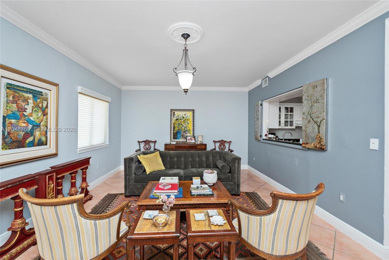 6209 Paradise Point Dr , Palmetto Bay, FL 33157 Photo