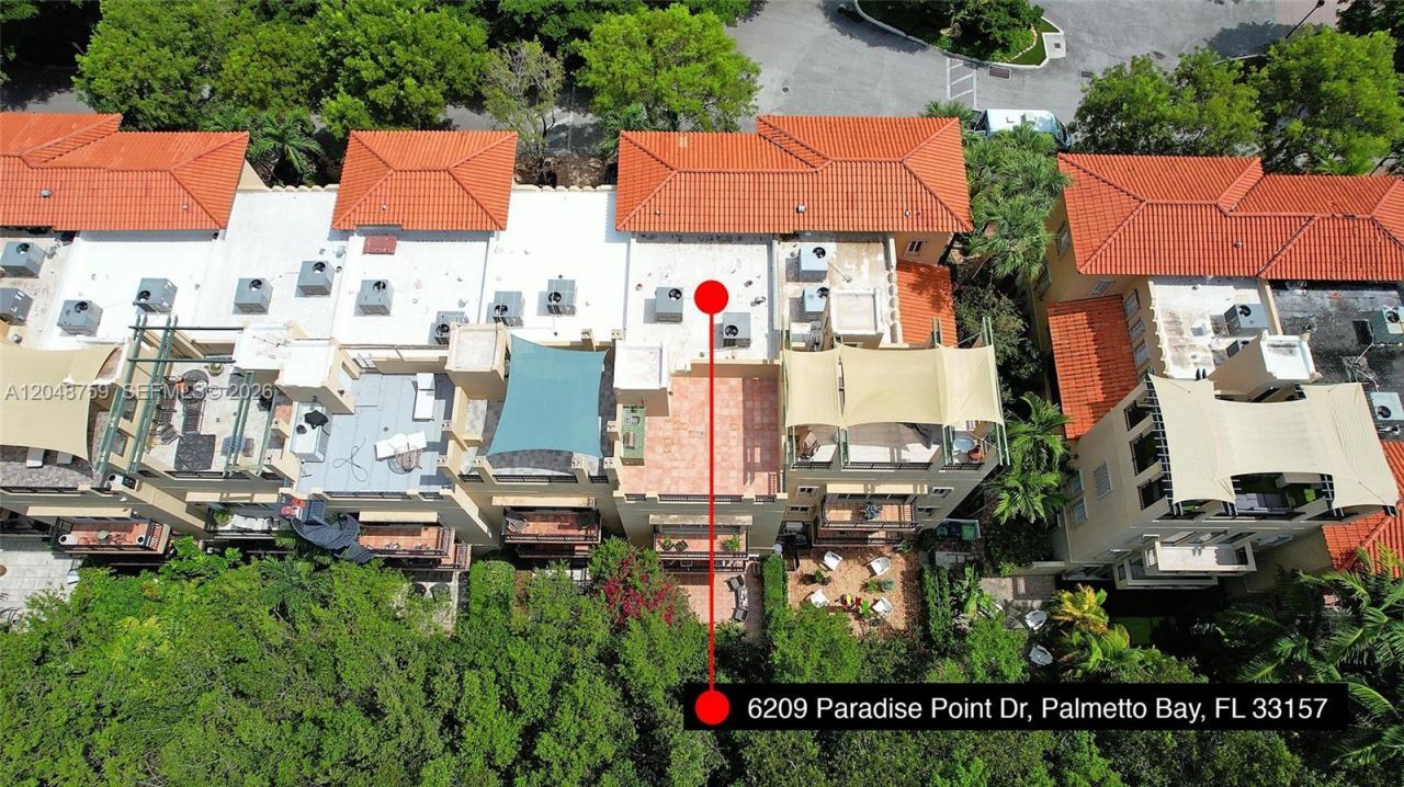 6209 Paradise Point Dr , Palmetto Bay, FL 33157 Photo