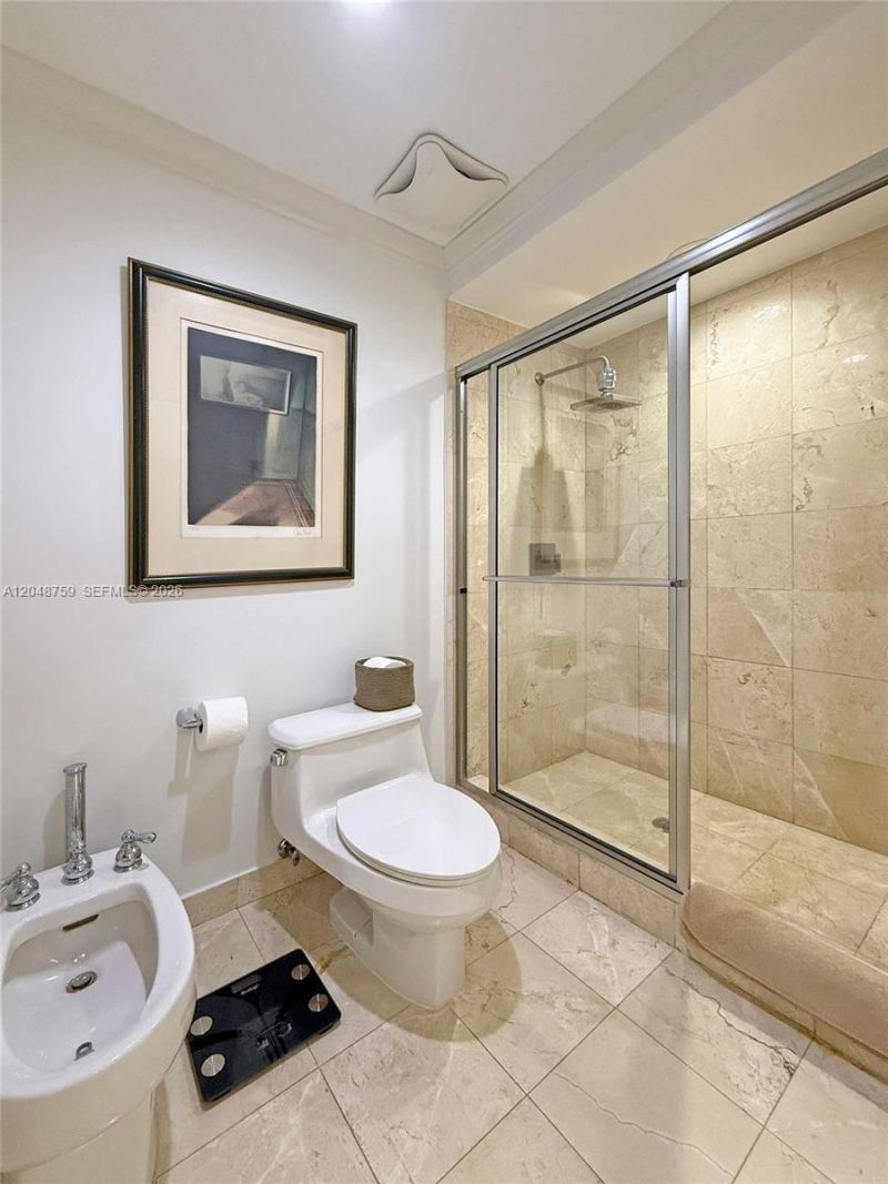 6209 Paradise Point Dr , Palmetto Bay, FL 33157 Photo