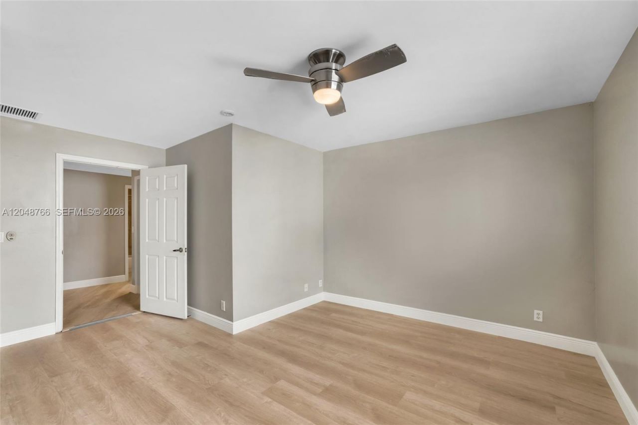 2929 SW 18th Ter , Unit 29, Fort Lauderdale, FL 33315 Photo