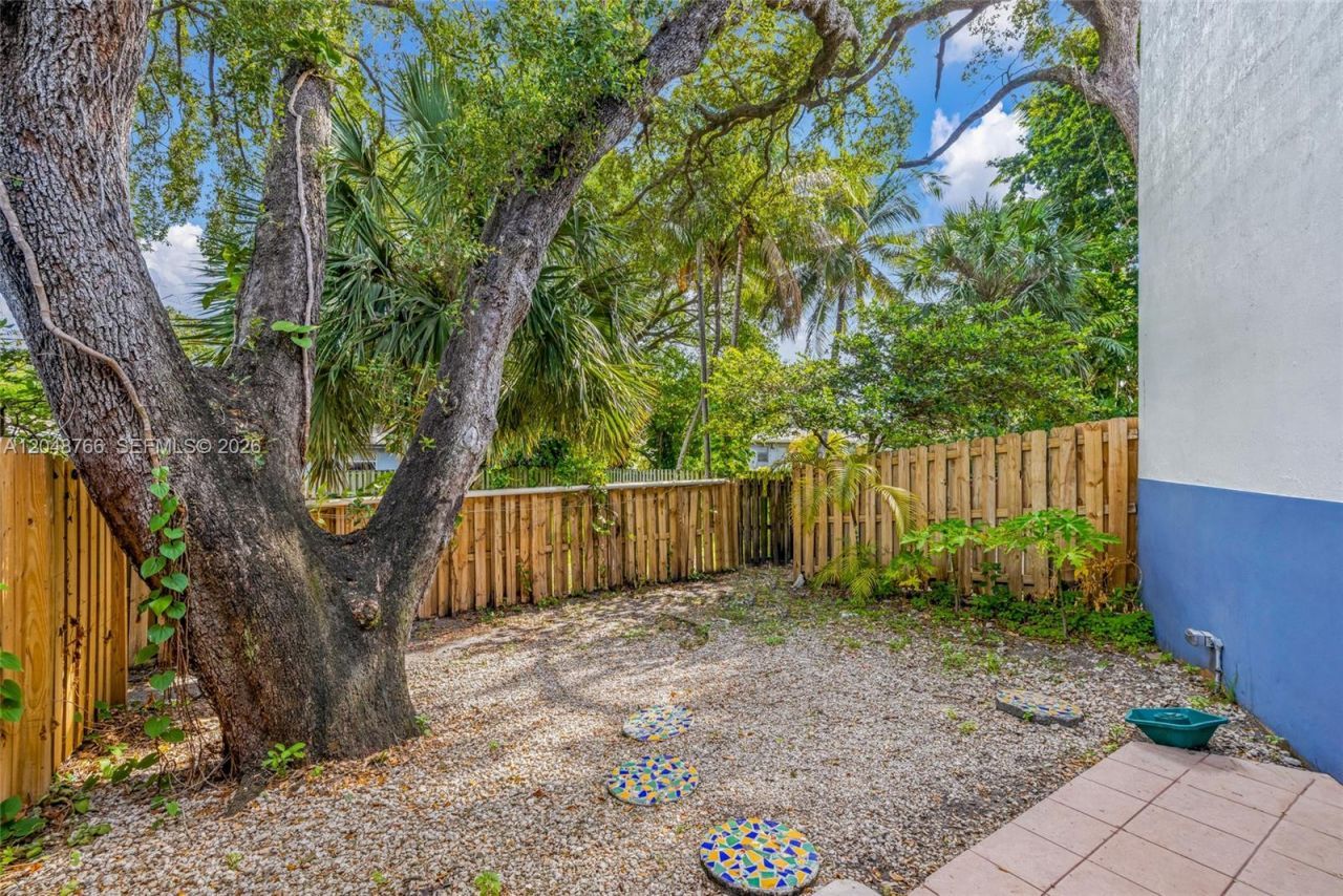 2929 SW 18th Ter , Unit 29, Fort Lauderdale, FL 33315 Photo