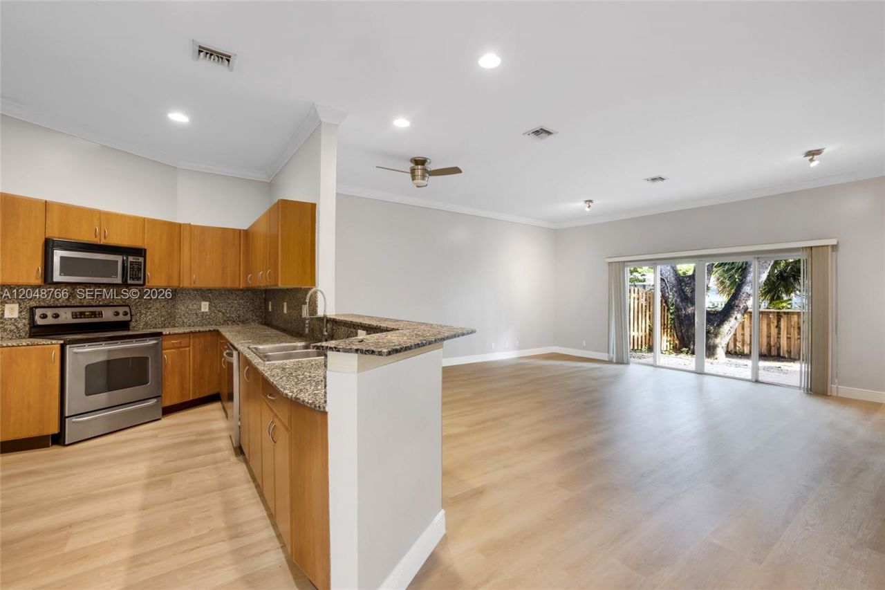 2929 SW 18th Ter , Unit 29, Fort Lauderdale, FL 33315 Photo
