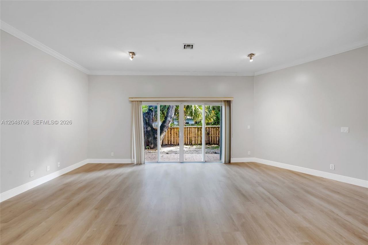 2929 SW 18th Ter , Unit 29, Fort Lauderdale, FL 33315 Photo