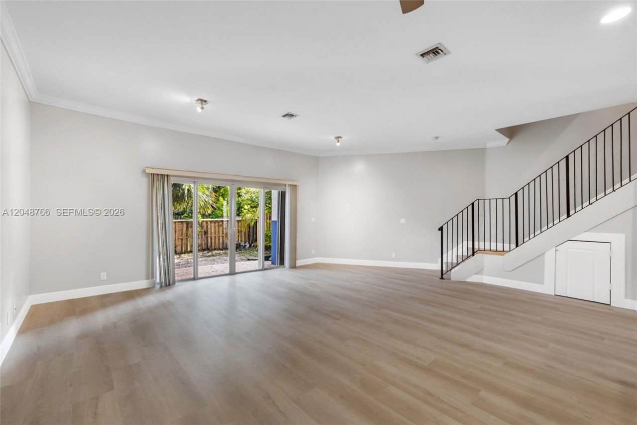 2929 SW 18th Ter , Unit 29, Fort Lauderdale, FL 33315 Photo
