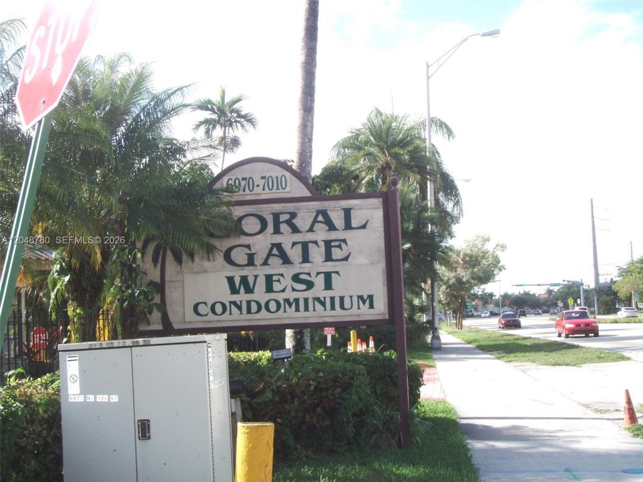 6980 NW 186th St , Unit 3-522, Hialeah, FL 33015 Photo
