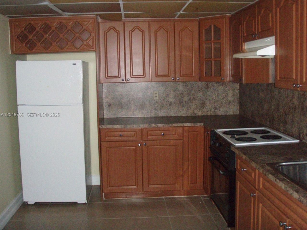 6980 NW 186th St , Unit 3-522, Hialeah, FL 33015 Photo