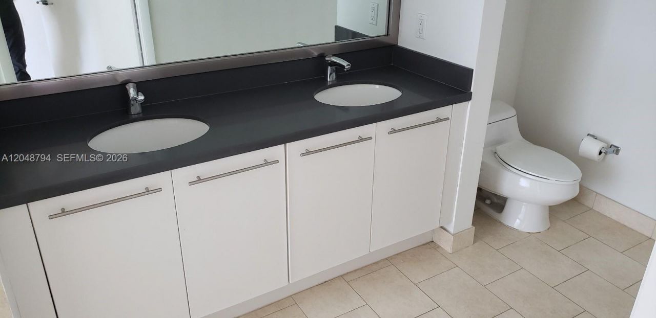 90 SW 3rd St , Unit 3710, Miami, FL 33130 Photo