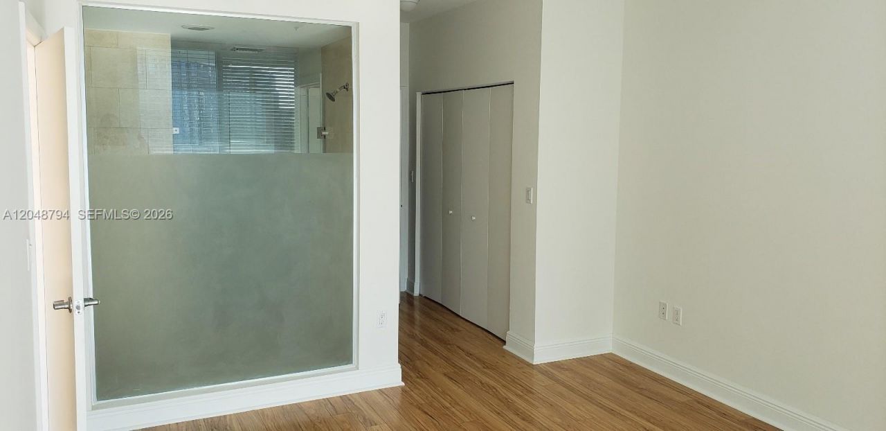 90 SW 3rd St , Unit 3710, Miami, FL 33130 Photo