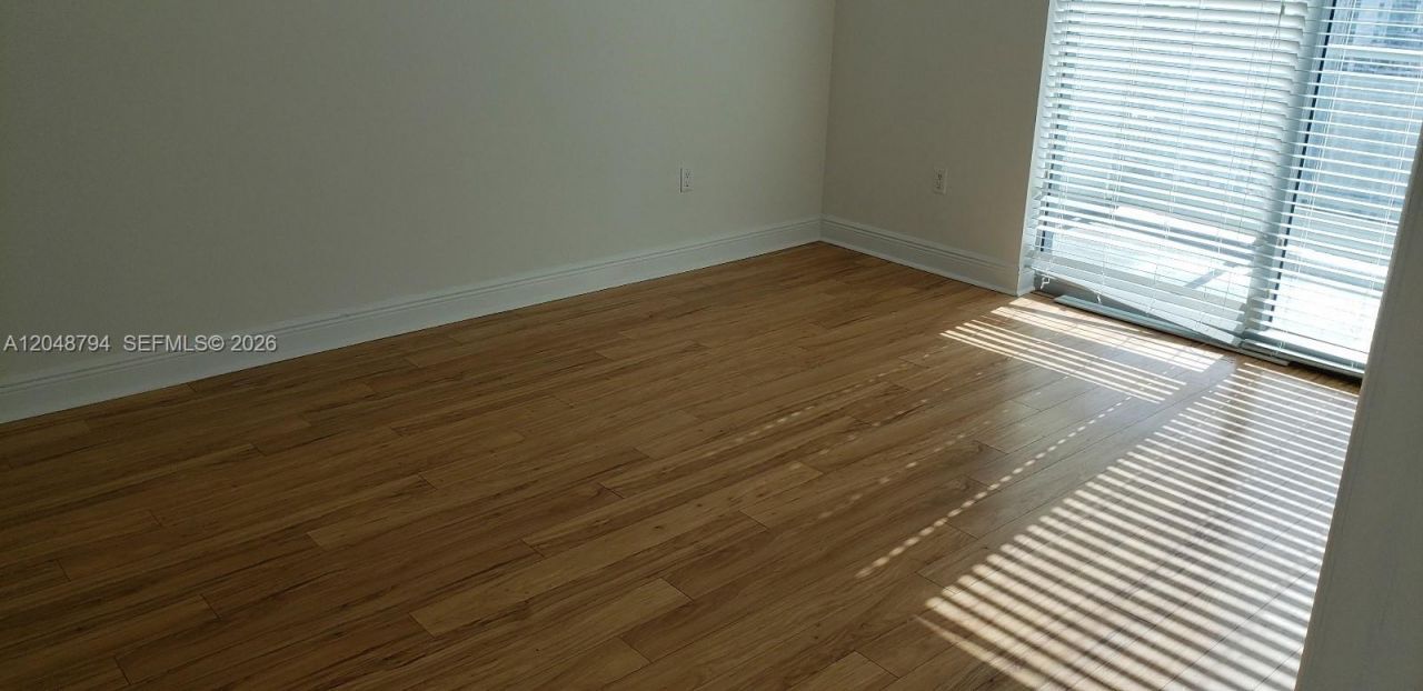 90 SW 3rd St , Unit 3710, Miami, FL 33130 Photo