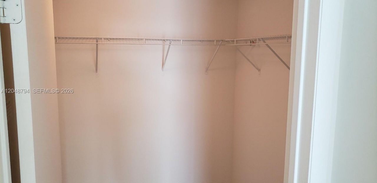 90 SW 3rd St , Unit 3710, Miami, FL 33130 Photo