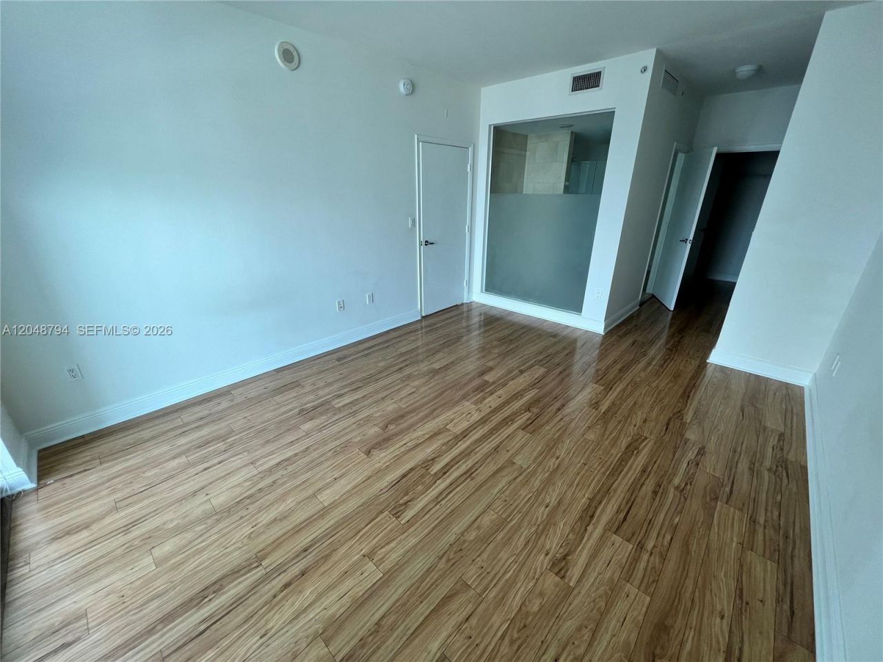 90 SW 3rd St , Unit 3710, Miami, FL 33130 Photo