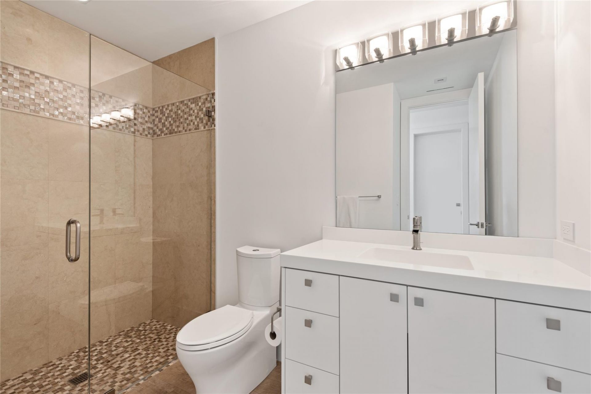 500 Isle Of Capri Drive, Fort Lauderdale, FL 33301 Photo