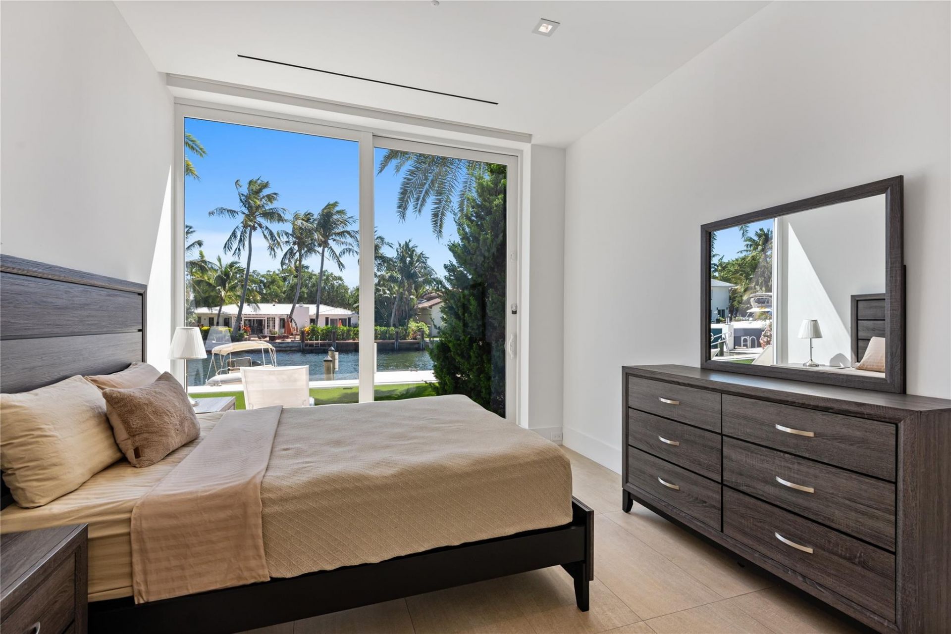 500 Isle Of Capri Drive, Fort Lauderdale, FL 33301 Photo