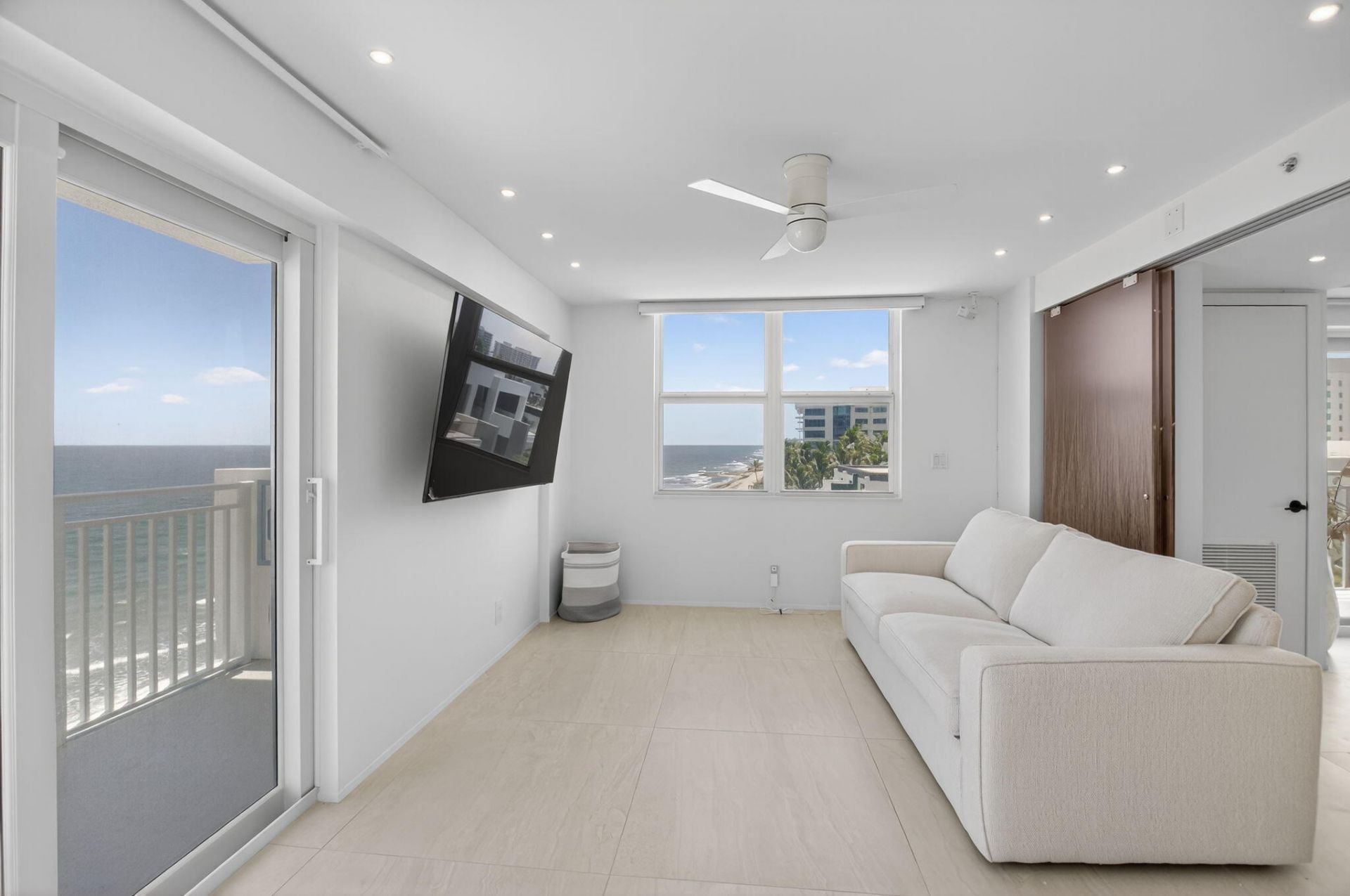 4511 S Ocean Boulevard, Unit 507, Highland Beach, FL 33487 Photo