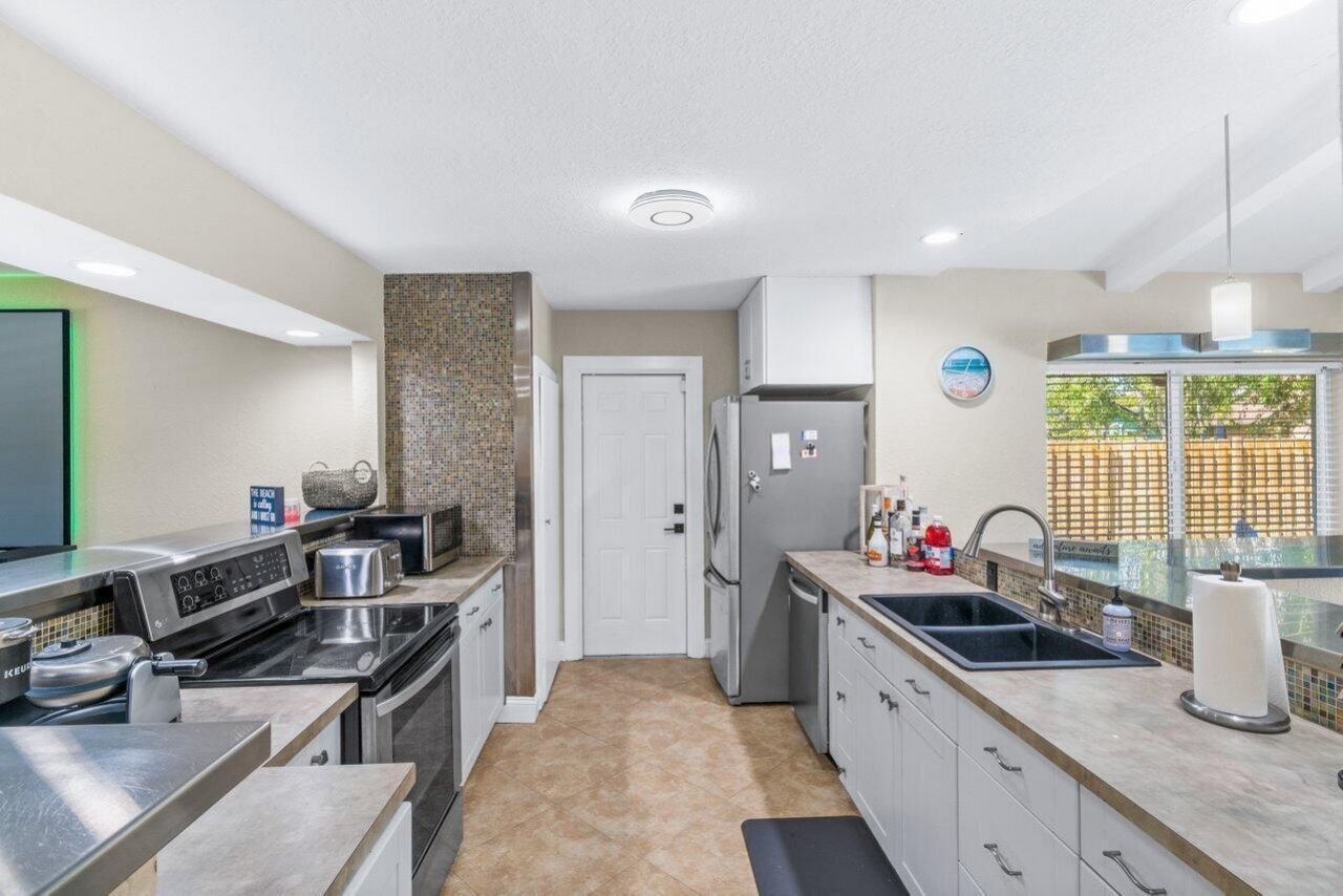 1315 Fulmar Drive, Delray Beach, FL 33444 Photo
