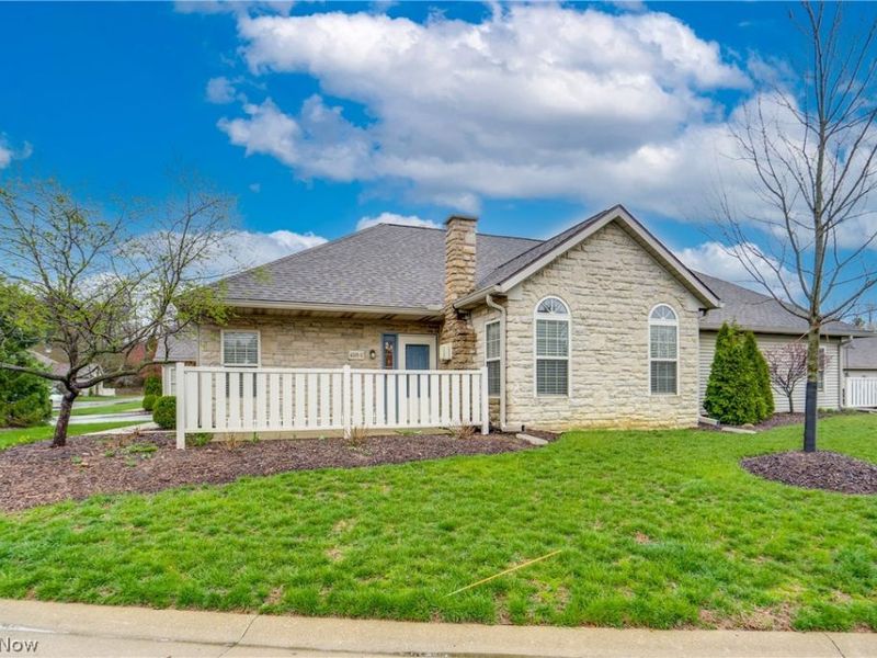 4201 Tannybrooke Lane NW, Unit 4C, Canton, OH 44718 Photo 1