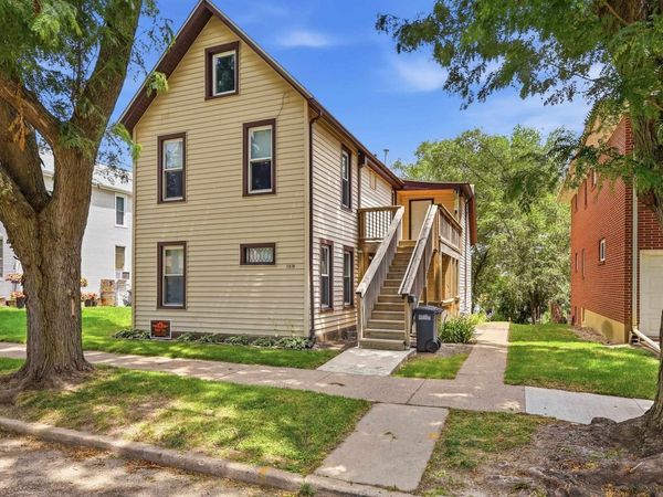 2418 Broadway Street, Dubuque, IA 52001