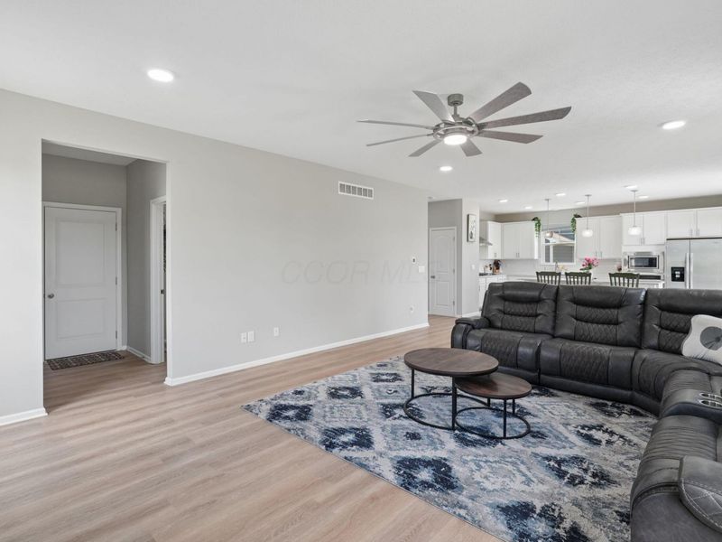 2729 Henshaw Drive, Delaware, OH 43015 Photo 10