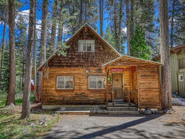 15876 Cottonwood Street, Truckee, CA 96161