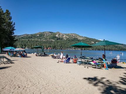 15876 Cottonwood Street, Truckee, CA 96161 Photo