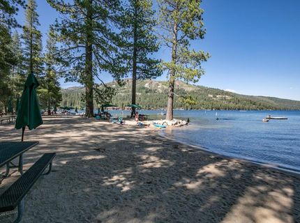 15876 Cottonwood Street, Truckee, CA 96161 Photo